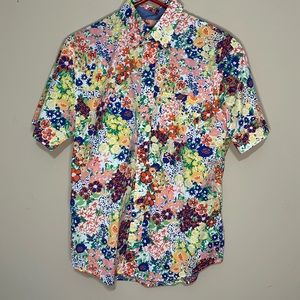 Men’s size small crown and Ivy beachwear summer shirt floral print no flaws